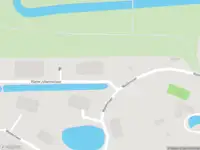 Brandweer met gepaste spoed naar de Kleine Johanneslaan in Bussum vanwege een buitenbrand