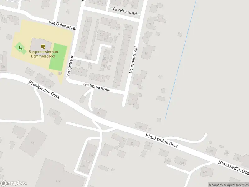 Ambulance met grote spoed naar de Doormanstraat in Heinenoord