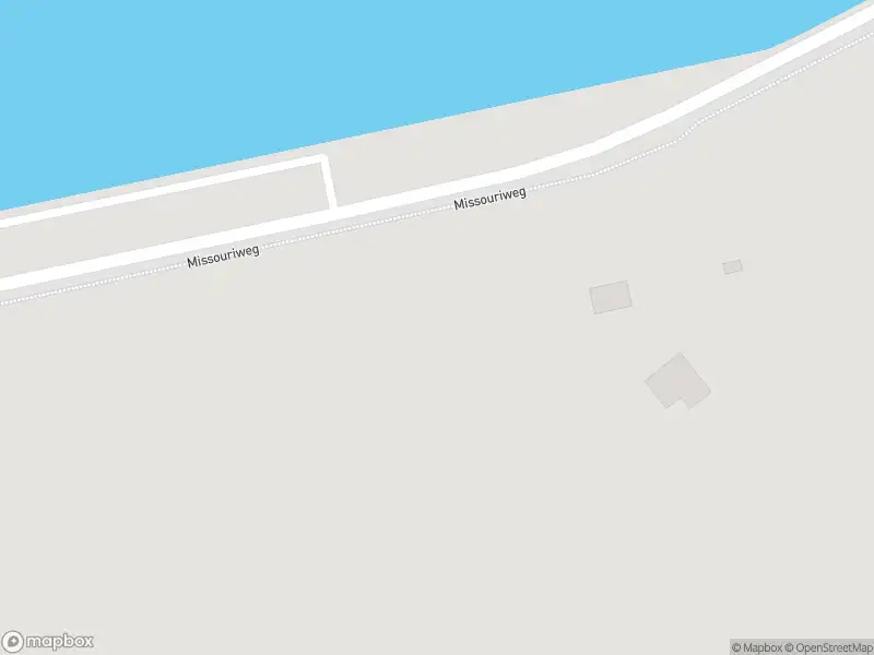 Ambulance met grote spoed naar de Missouriweg in Maasvlakte Rotterdam vanwege een buitenbrand