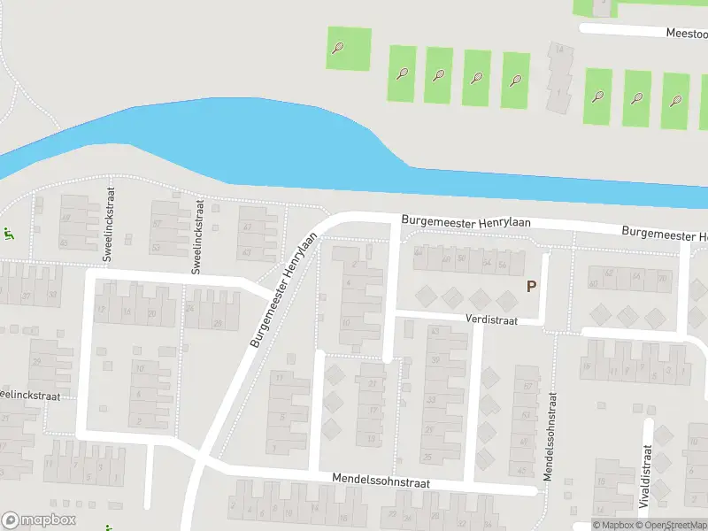 Ambulance met grote spoed naar de Verdistraat in Numansdorp