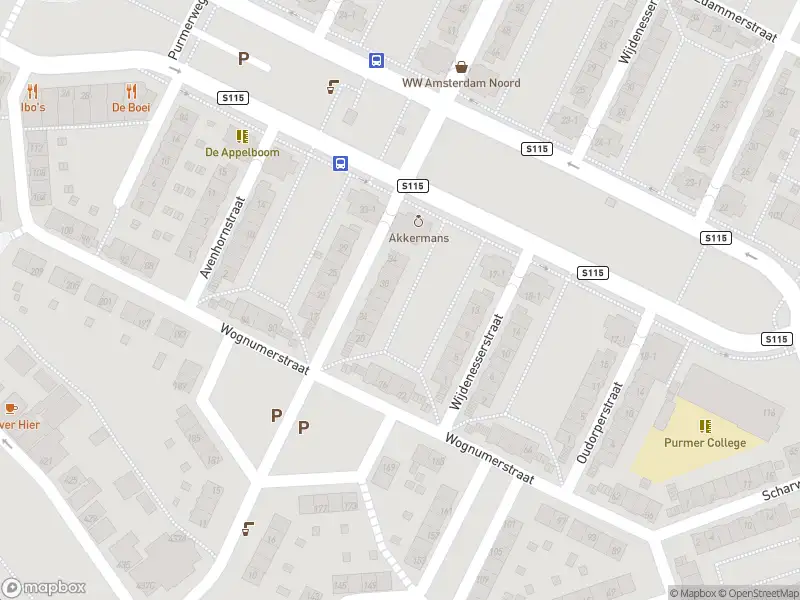 Ambulance met gepaste spoed naar de Avenhornstraat in Amsterdam