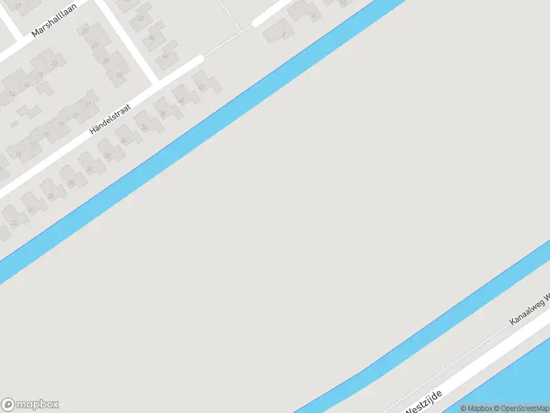 Ambulance met gepaste spoed naar de Kanaalweg Westzijde in Hellevoetsluis