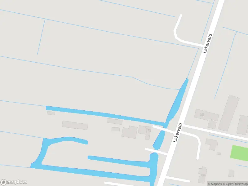 Ambulance met gepaste spoed naar de Lakerveld in Lexmond