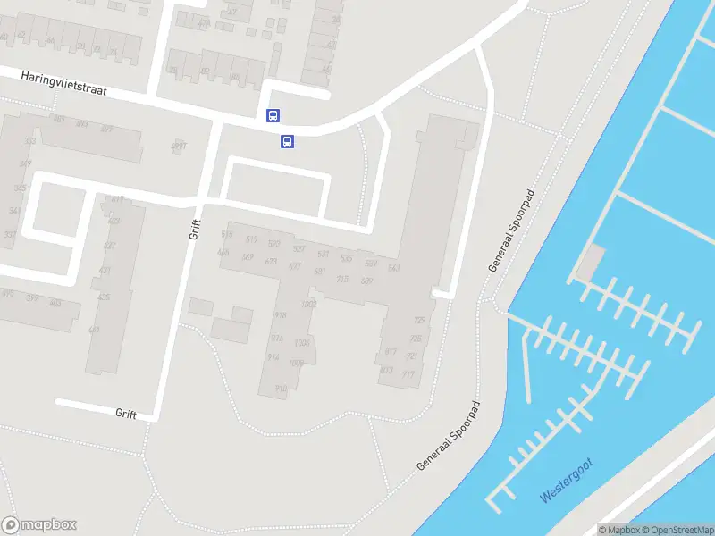 Ambulance met gepaste spoed naar de Haringvlietstraat in Dordrecht