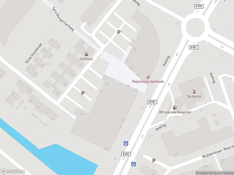 Ambulance met gepaste spoed naar de Klaasje Zevensterstraat in Hoogvliet Rotterdam