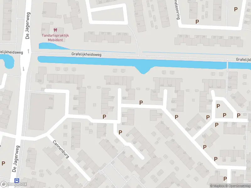 Ambulance met grote spoed naar de Cannenburg in Dordrecht