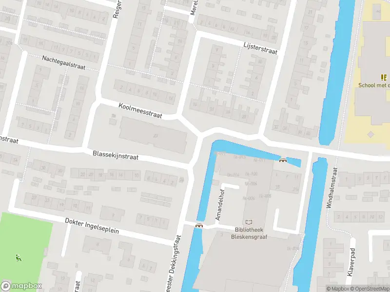 Ambulance met gepaste spoed naar de Koolmeesstraat in Bleskensgraaf