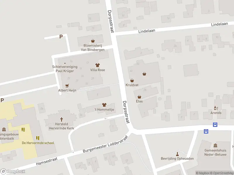 Brandweer met grote spoed naar de Dorpsstraat in Opheusden vanwege afhijsen patient