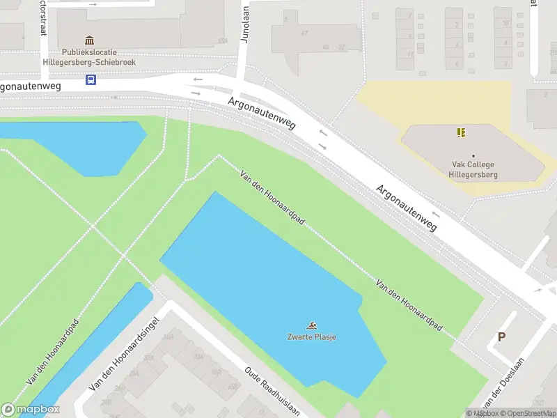 Brandweer met gepaste spoed naar de Argonautenweg in Rotterdam