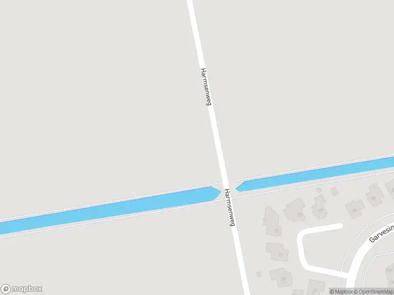 Politie naar de Harmsenweg in Vriezenveen vanwege aanrijding met letsel