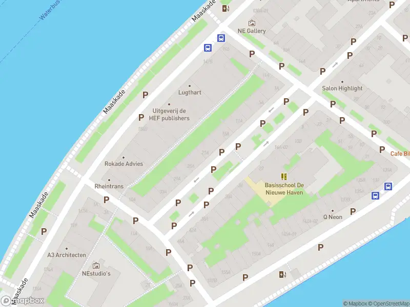 Ambulance met gepaste spoed naar de Prins Hendriklaan in Rotterdam