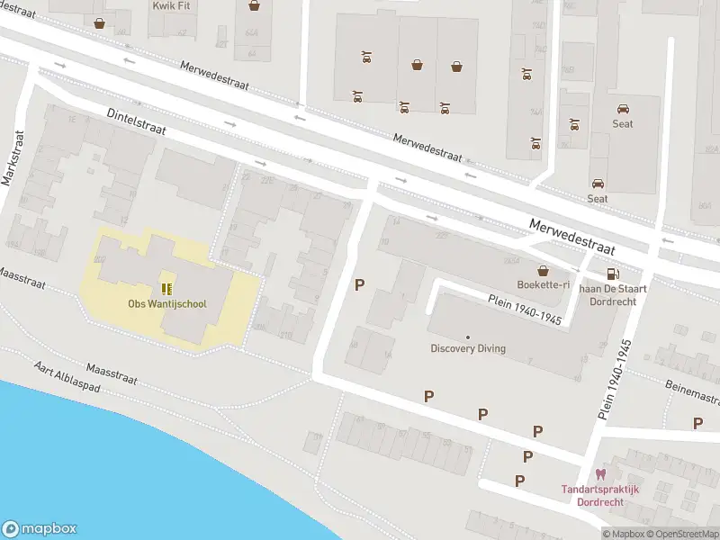 Ambulance met gepaste spoed naar de Dommelstraat in Dordrecht