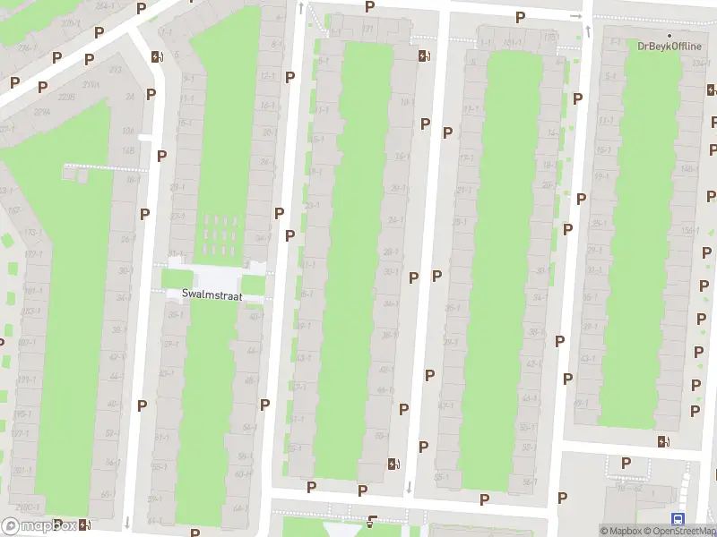 Ambulance met gepaste spoed naar de Moerdijkstraat in Amsterdam