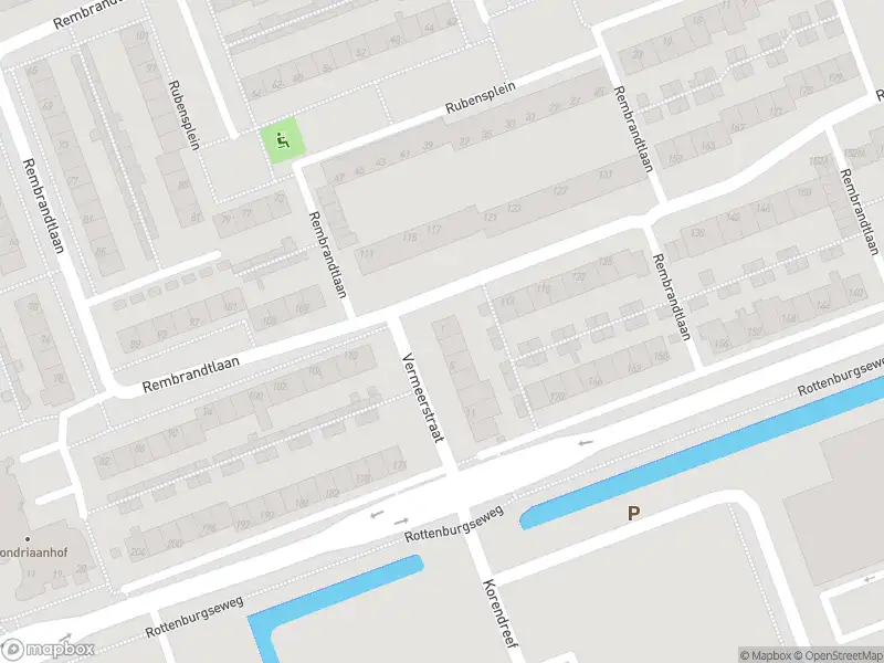 Ambulance met grote spoed naar de Vermeerstraat in Middelharnis
