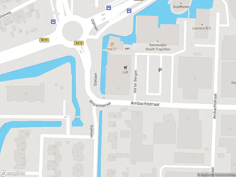 Ambulance met grote spoed naar de Hof ter Bergen in Bergambacht