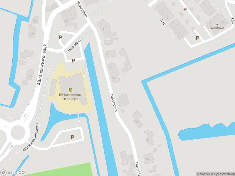 Ambulance met gepaste spoed naar de Havendam in Rhoon