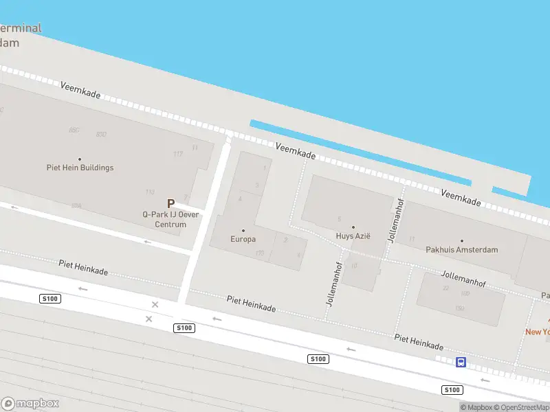 Brandweer met gepaste spoed naar de Jollemanhof in Amsterdam vanwege een liftopsluiting