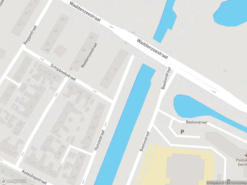 Ambulance met grote spoed naar de Hunzestraat in Den Helder