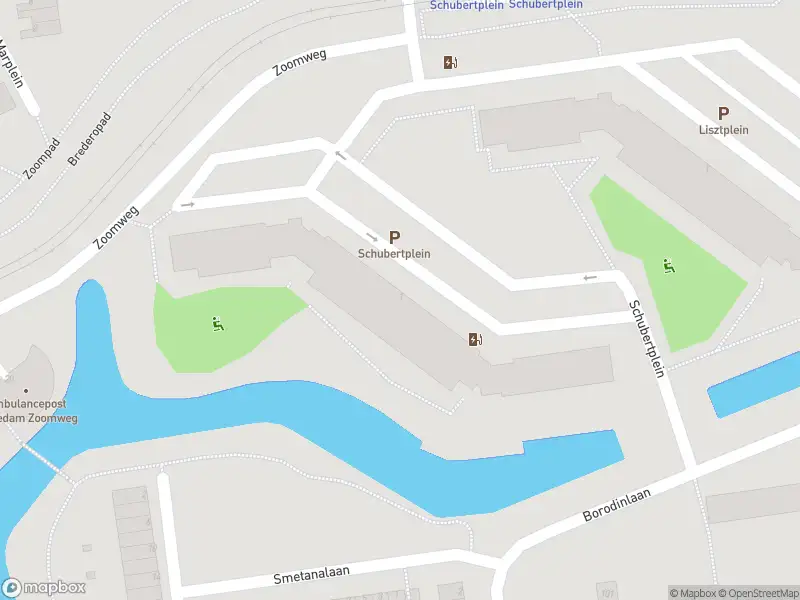Ambulance met grote spoed naar de Schubertplein in Schiedam