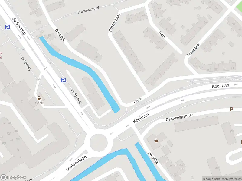 Ambulance met gepaste spoed naar de Oostdijk in Hellevoetsluis