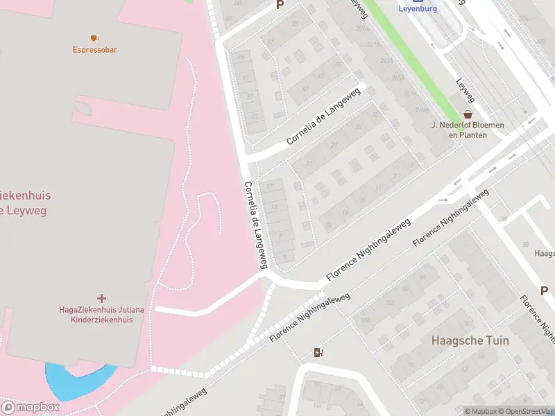 Ambulance met grote spoed naar de Florence Nightingaleweg in 's-Gravenhage