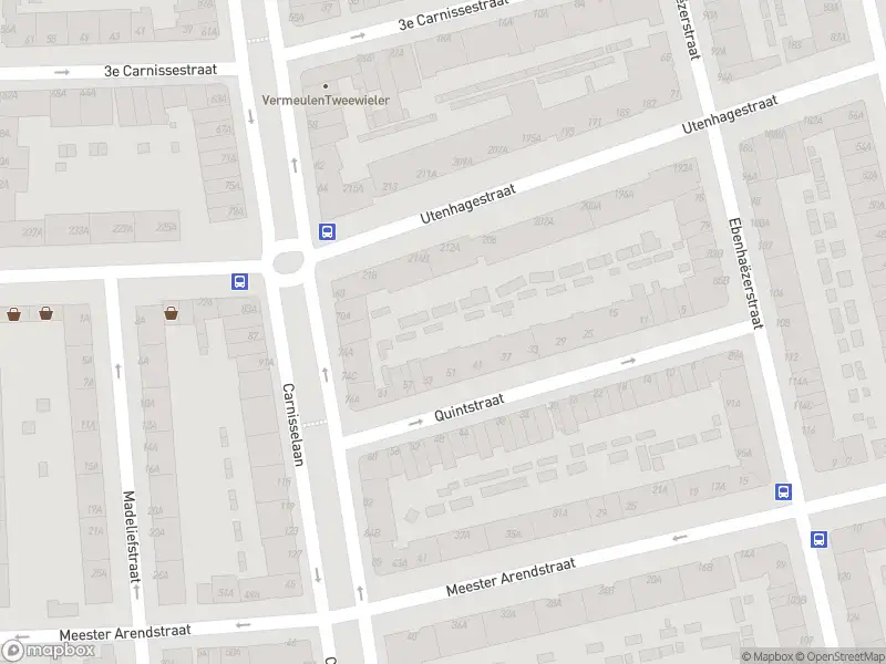 Brandweer met gepaste spoed naar de Wielewaalstraat in Rotterdam vanwege een buitenbrand