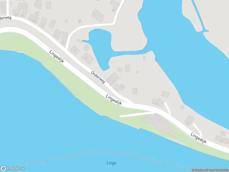 Ambulance met grote spoed naar de Onderweg in Kedichem