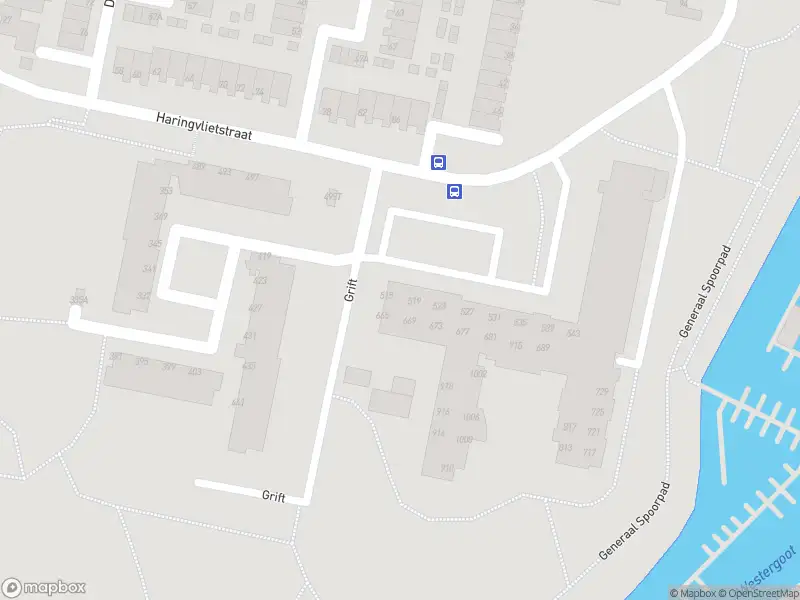 Ambulance met gepaste spoed naar de Haringvlietstraat in Dordrecht