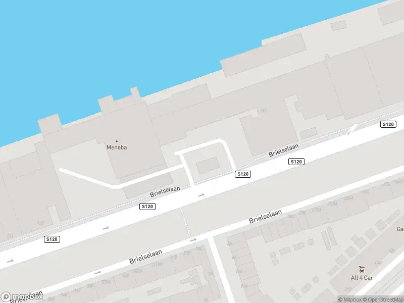 Ambulance met grote spoed naar de Brielselaan in Rotterdam