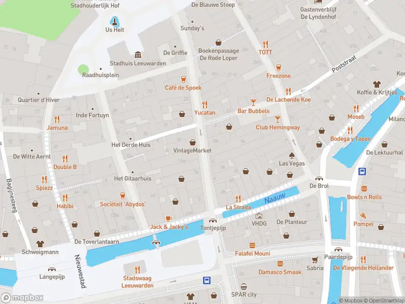 Brandweer met gepaste spoed naar de Nieuwestad in Leeuwarden vanwege een liftopsluiting