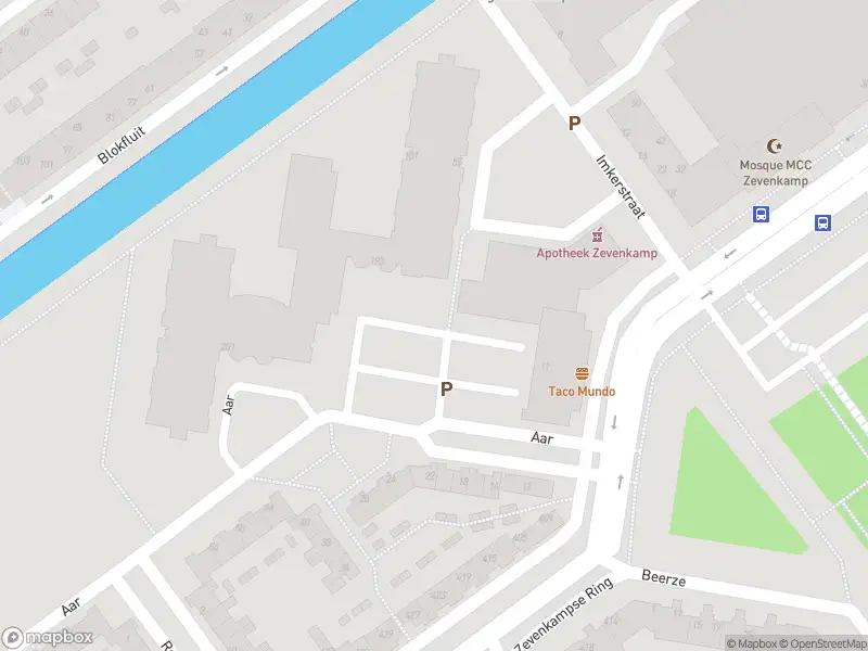 Ambulance met grote spoed naar de Aar in Rotterdam