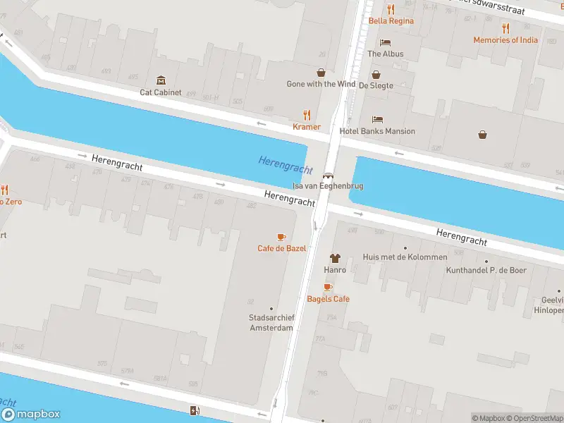 Brandweer met gepaste spoed naar de Kerkstraat in Amsterdam
