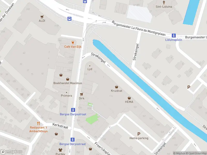 Ambulance met gepaste spoed naar de Streksingel in Rotterdam