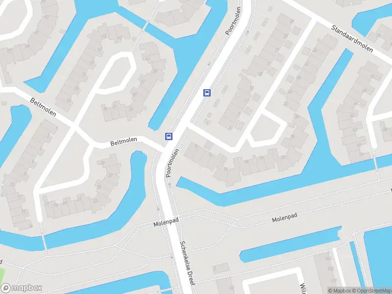 Ambulance met gepaste spoed naar de Zaagmolen in Capelle aan den IJssel