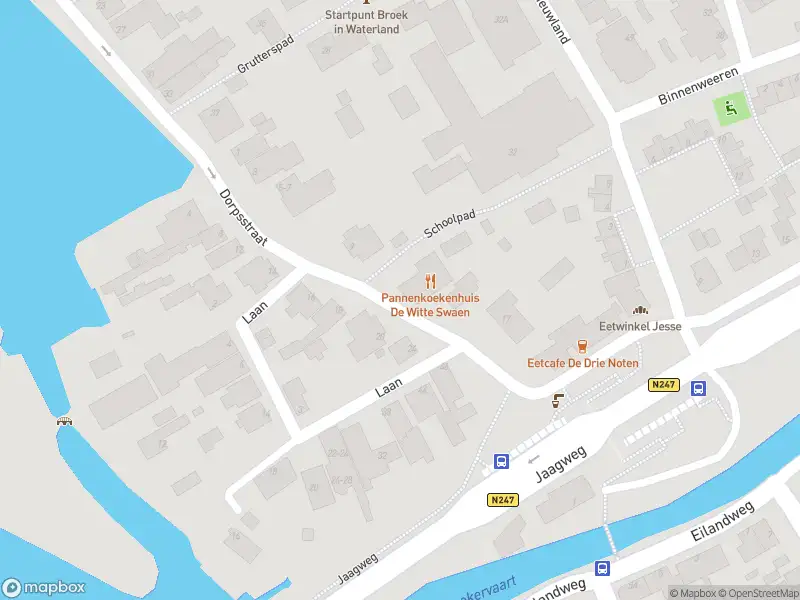 Ambulance met gepaste spoed naar de Leeteinde in Broek in Waterland