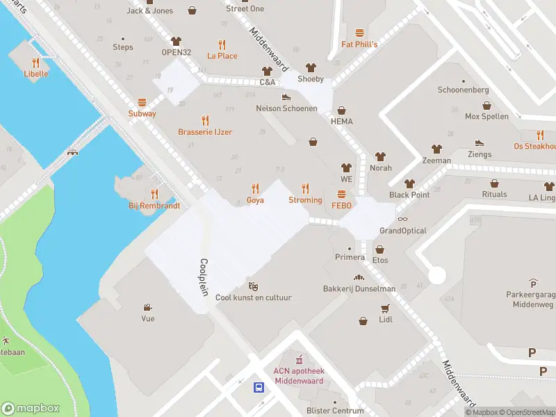 Ambulance met gepaste spoed naar de Coolplein in Heerhugowaard