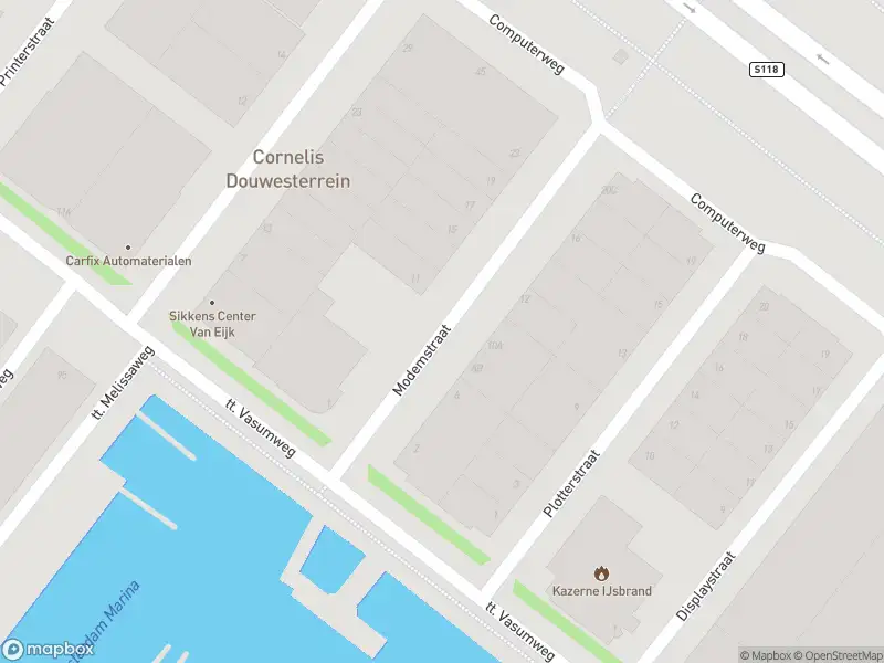 Brandweer met gepaste spoed naar de Modemstraat in Amsterdam vanwege voertuigbrand