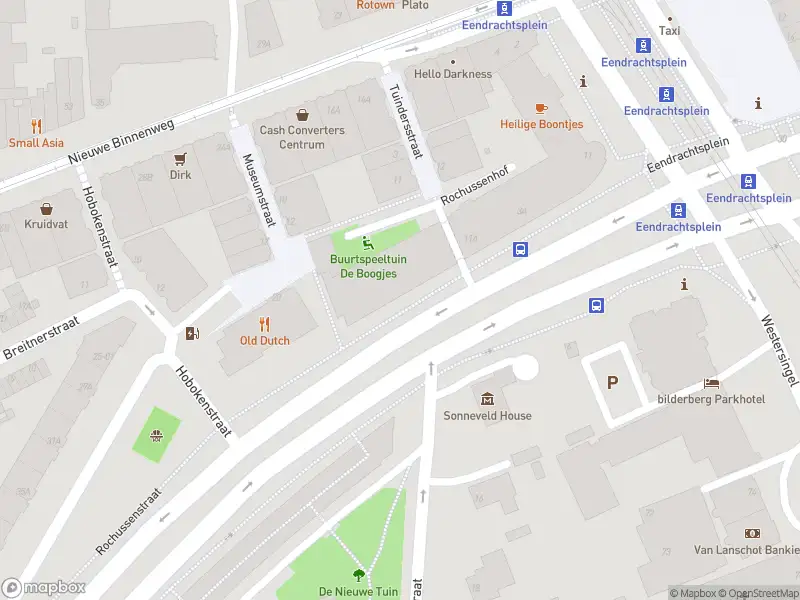 Ambulance met gepaste spoed naar de Rochussenstraat in Rotterdam