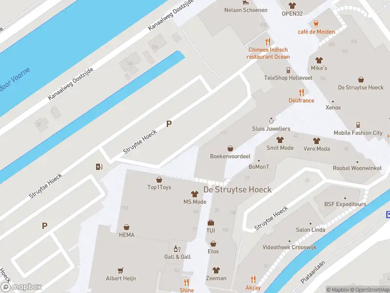 Brandweer met grote spoed naar de Vliedbergstraat in Hellevoetsluis vanwege voertuigbrand