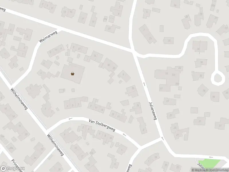 Ambulance met gepaste spoed naar de Max Euwestraat in Zandvoort