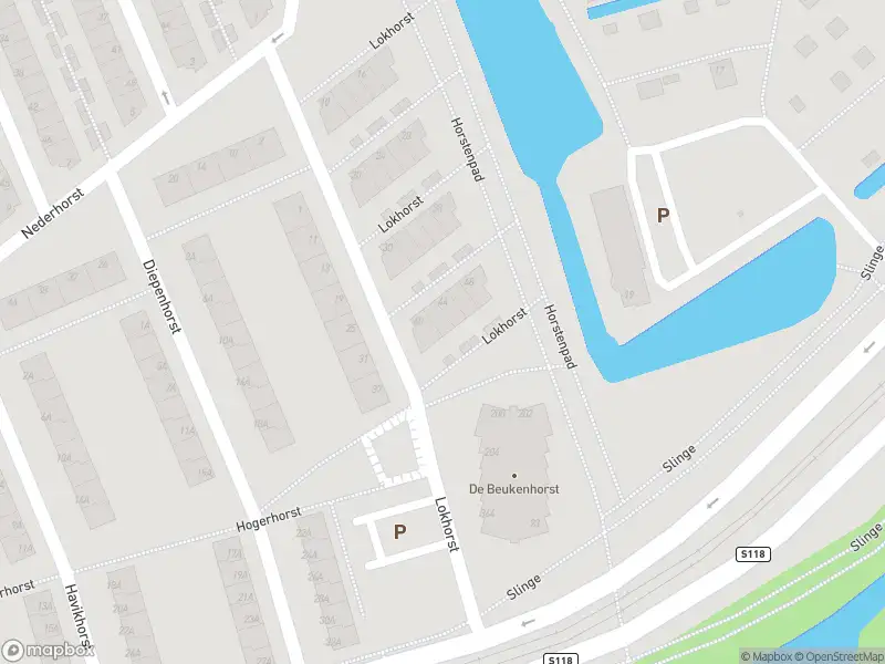 Ambulance met grote spoed naar de Lokhorst in Rotterdam