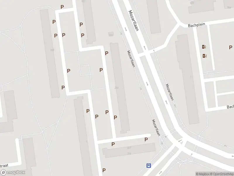 Ambulance met gepaste spoed naar de Johann Straussplein in Schiedam
