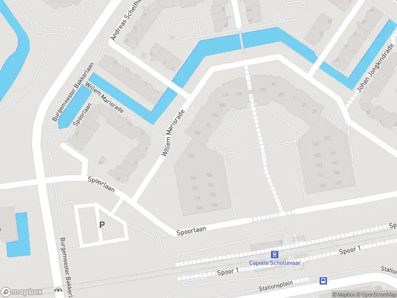 Ambulance met grote spoed naar de Willem Marisrade in Capelle aan den IJssel