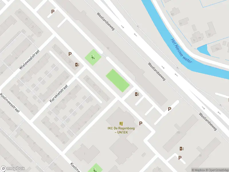 Ambulance met gepaste spoed naar de Zwaluwstraat in Maassluis