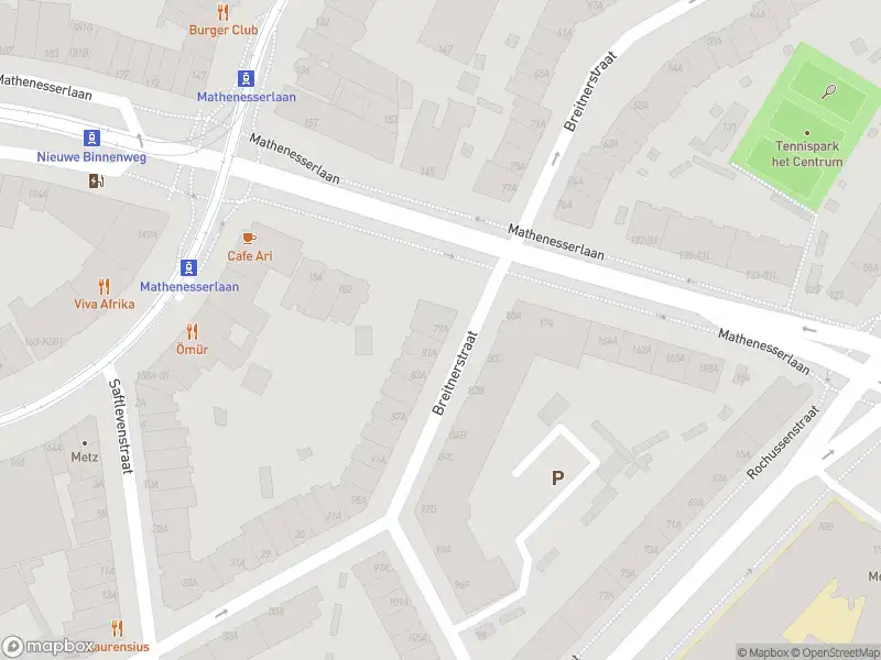 Ambulance met grote spoed naar de Breitnerstraat in Rotterdam