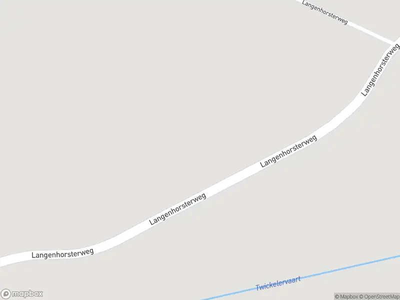Politie naar de Langenhorsterweg in Ambt Delden vanwege aanrijding met letsel