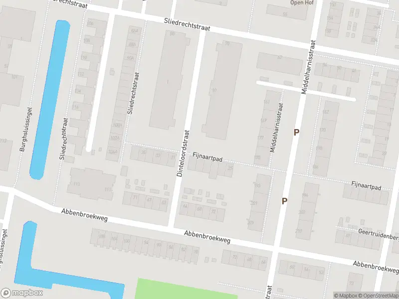 Ambulance met grote spoed naar de Dinteloordstraat in Rotterdam
