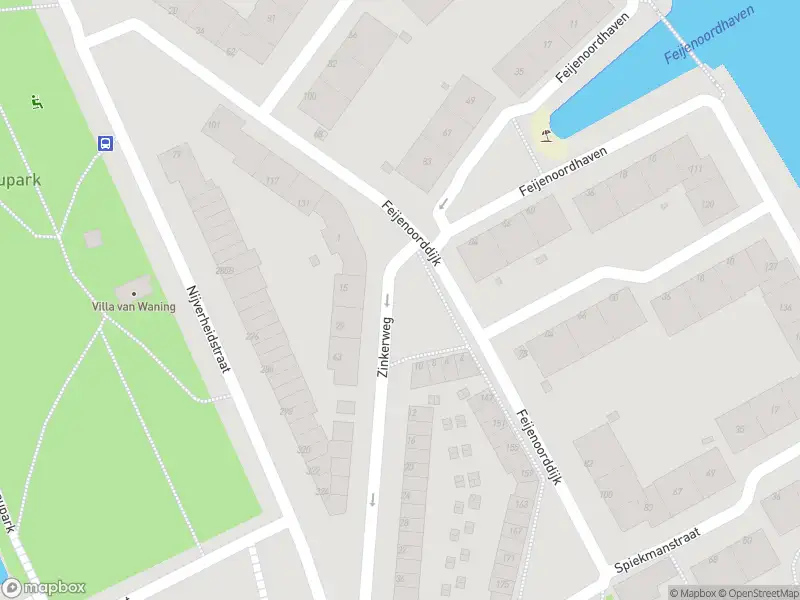 Ambulance met gepaste spoed naar de Zinkerweg in Rotterdam