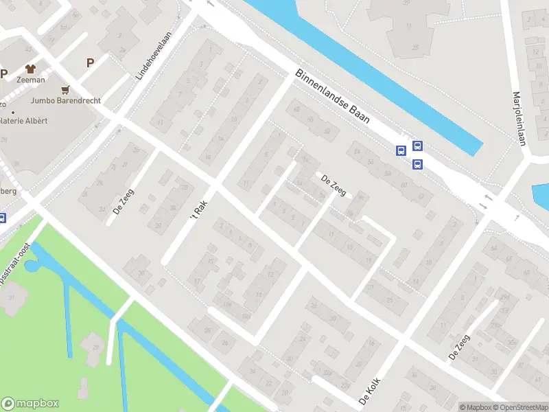 Ambulance met grote spoed naar de De Zeeg in Barendrecht