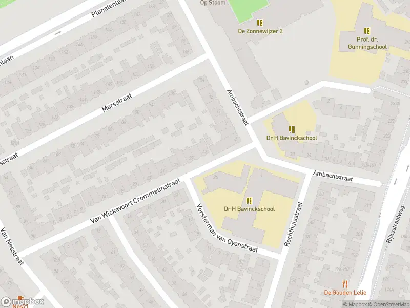 Ambulance met gepaste spoed naar de Spaarnrijkstraat in Haarlem
